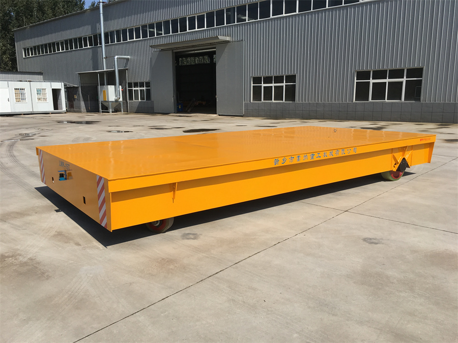 無軌膠輪電動平車具備雷達(dá)遇障礙物停止功能